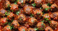 Balletjes in tomatensaus - Malse gehaktballetjes in een zachte tomatensaus.